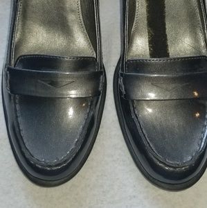 Bandolino Pewter patent dress shoes